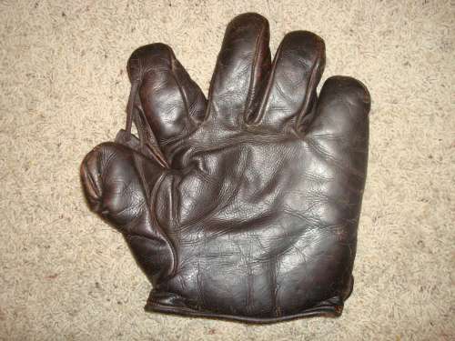 Grommet Laced Full Web Front